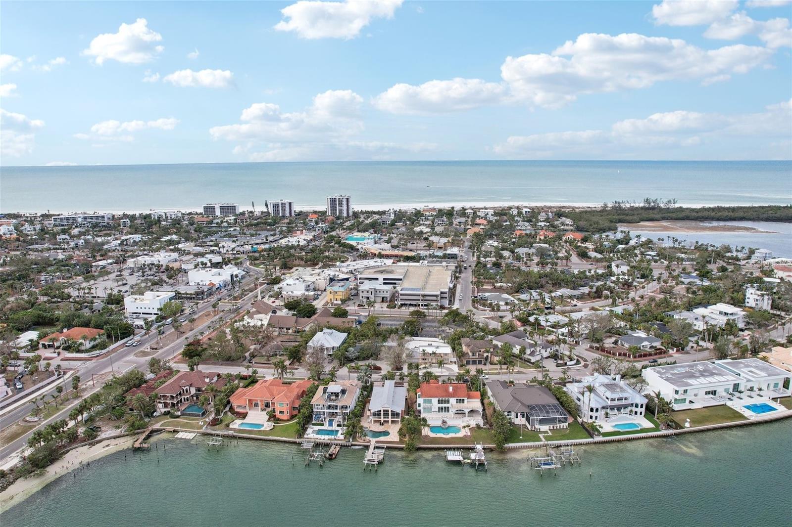 55 N WASHINGTON DR, SARASOTA, FL, 34236
