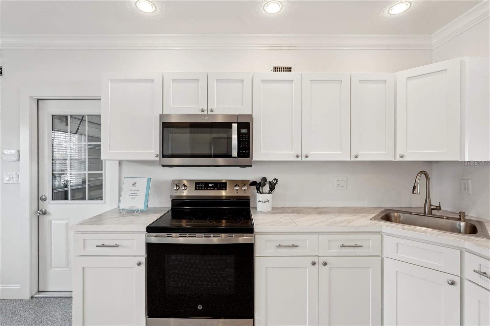 55 N WASHINGTON DR, SARASOTA, FL, 34236