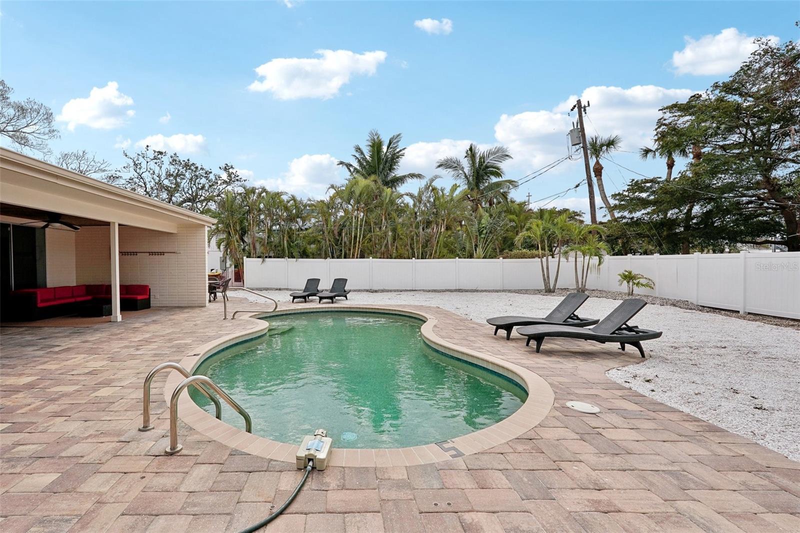 55 N WASHINGTON DR, SARASOTA, FL, 34236