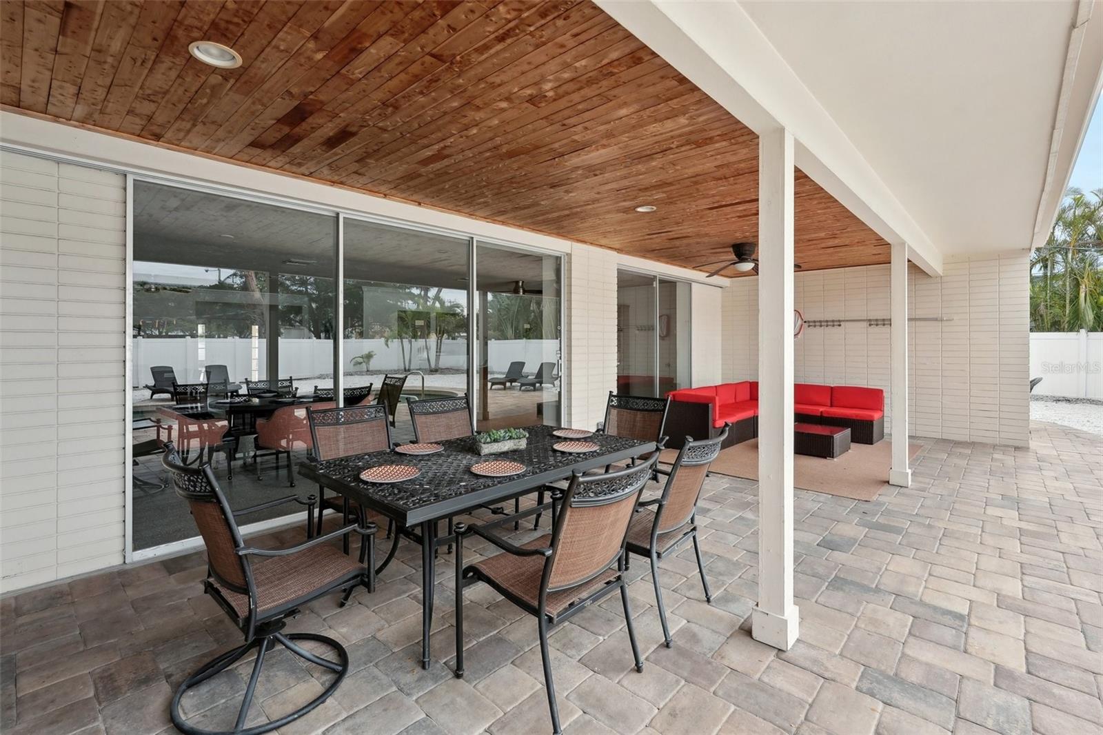 55 N WASHINGTON DR, SARASOTA, FL, 34236