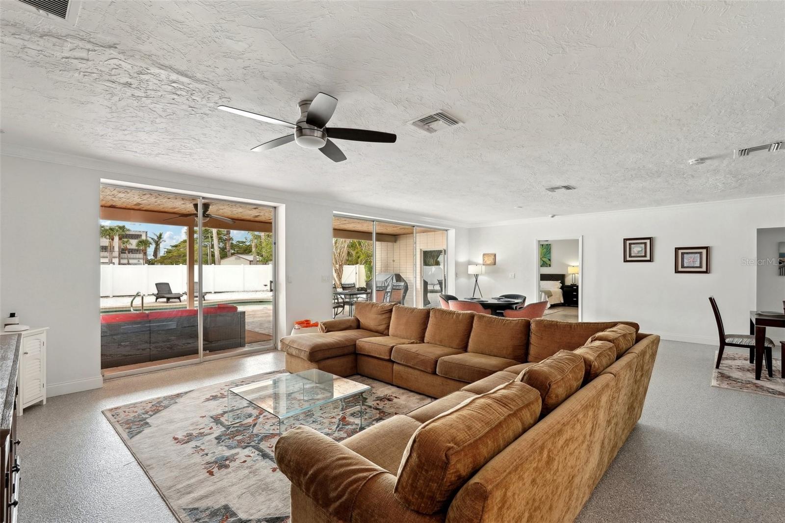 55 N WASHINGTON DR, SARASOTA, FL, 34236