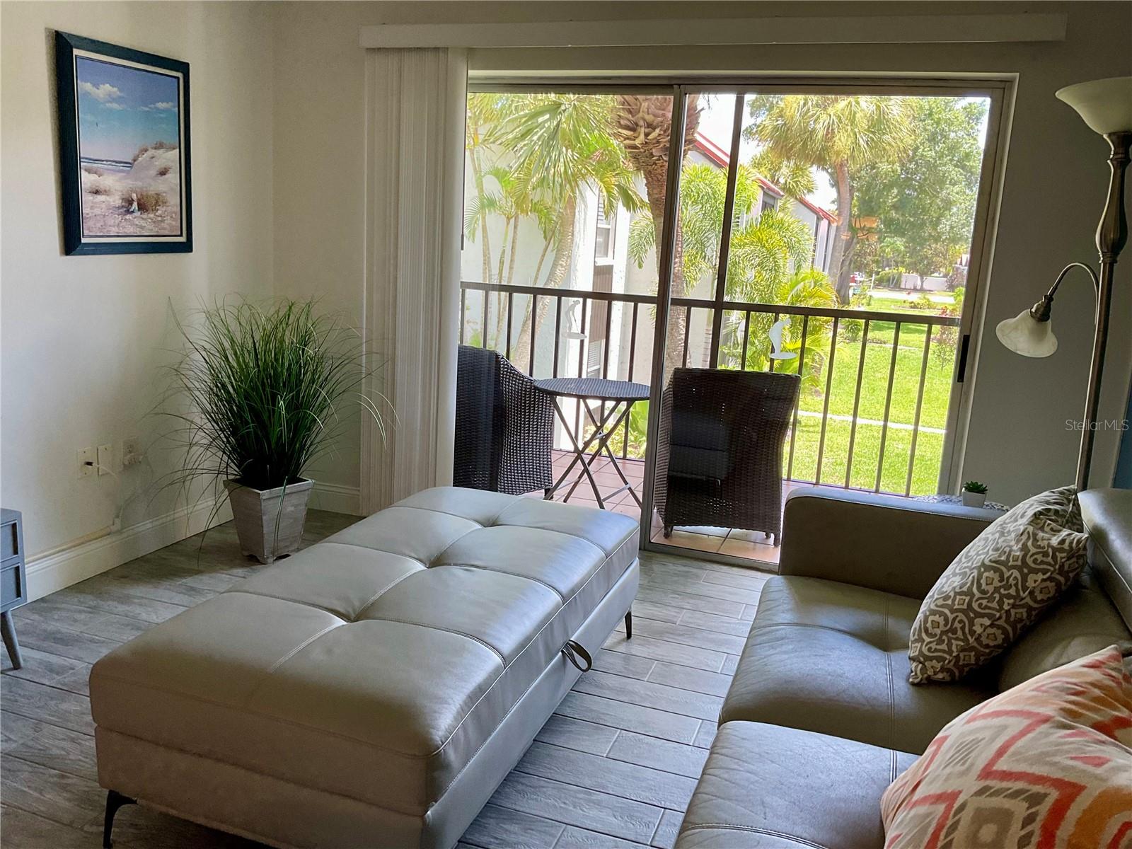 3213 BENEVA RD #204, SARASOTA, FL, 34232
