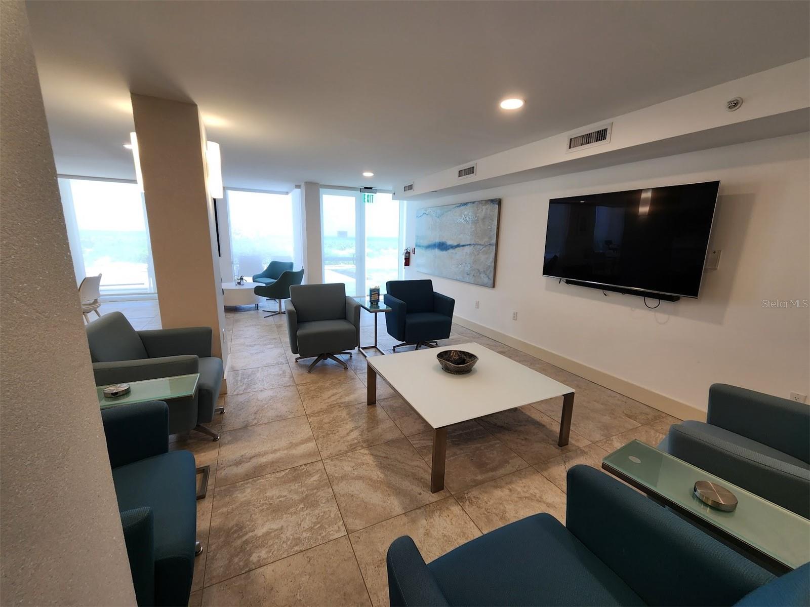 2425 GULF OF MEXICO DR #7C, LONGBOAT KEY, FL, 34228