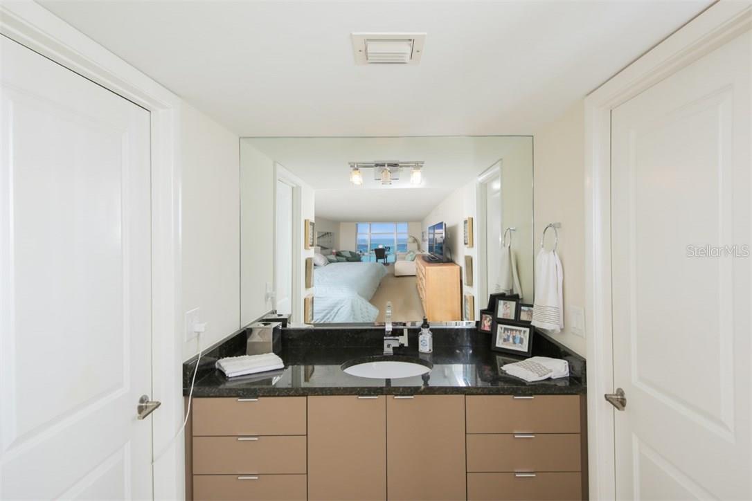 2425 GULF OF MEXICO DR #7C, LONGBOAT KEY, FL, 34228