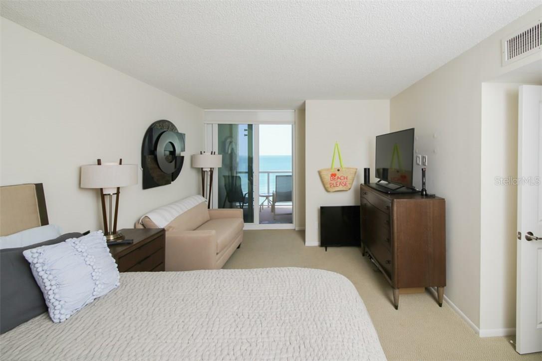 2425 GULF OF MEXICO DR #7C, LONGBOAT KEY, FL, 34228