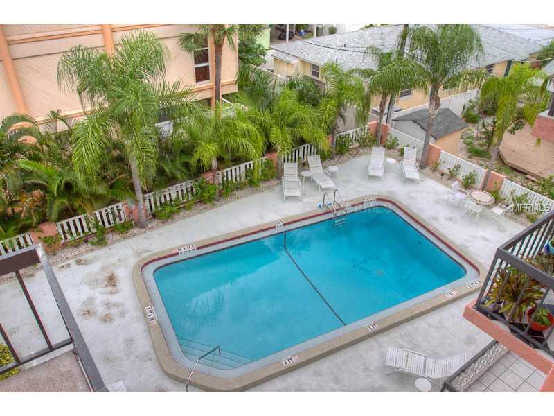 131  GARFIELD DR  #4C, SARASOTA, FL, 34236