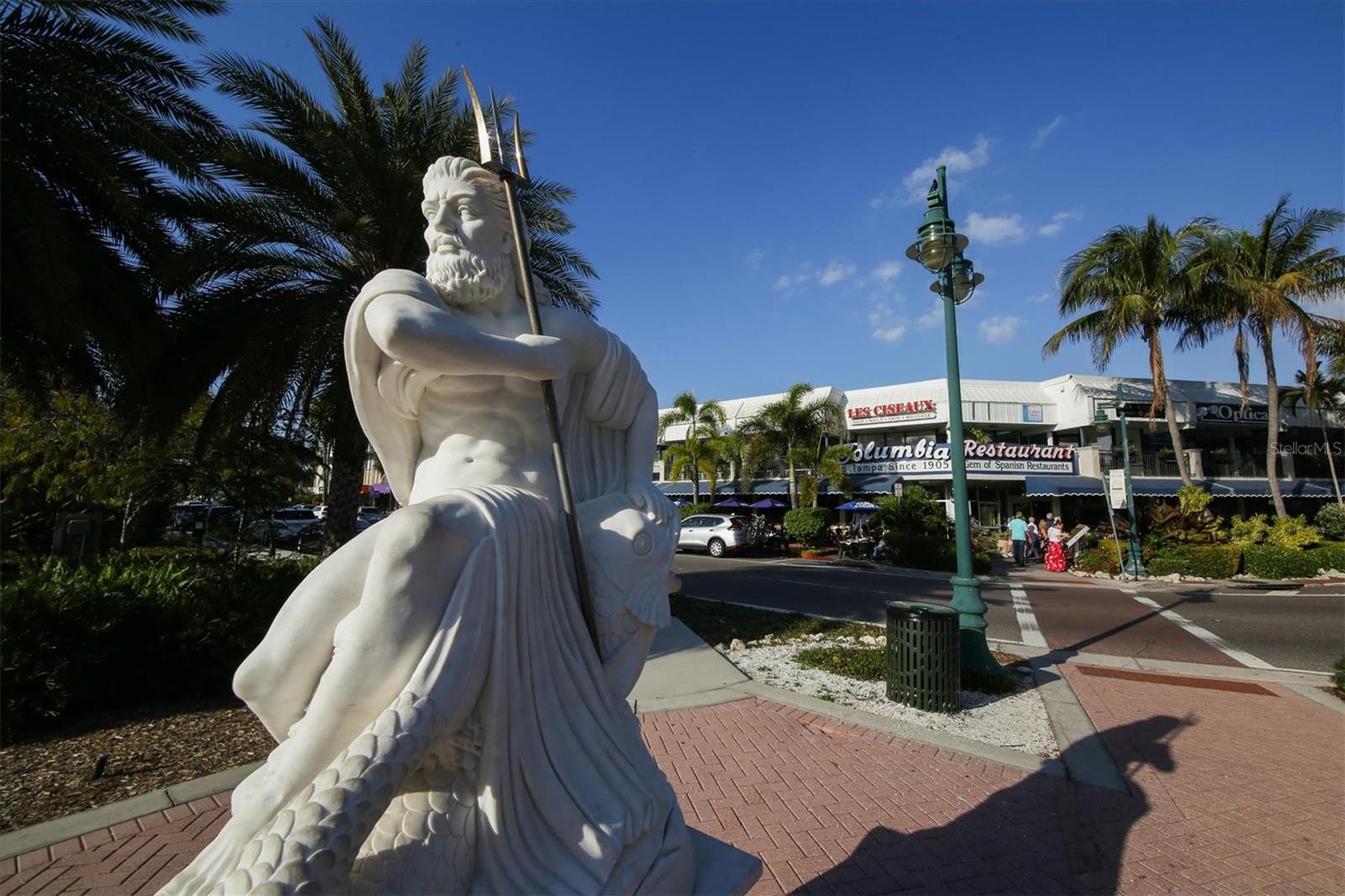 500 S WASHINGTON DR  #14A, SARASOTA, FL, 34236