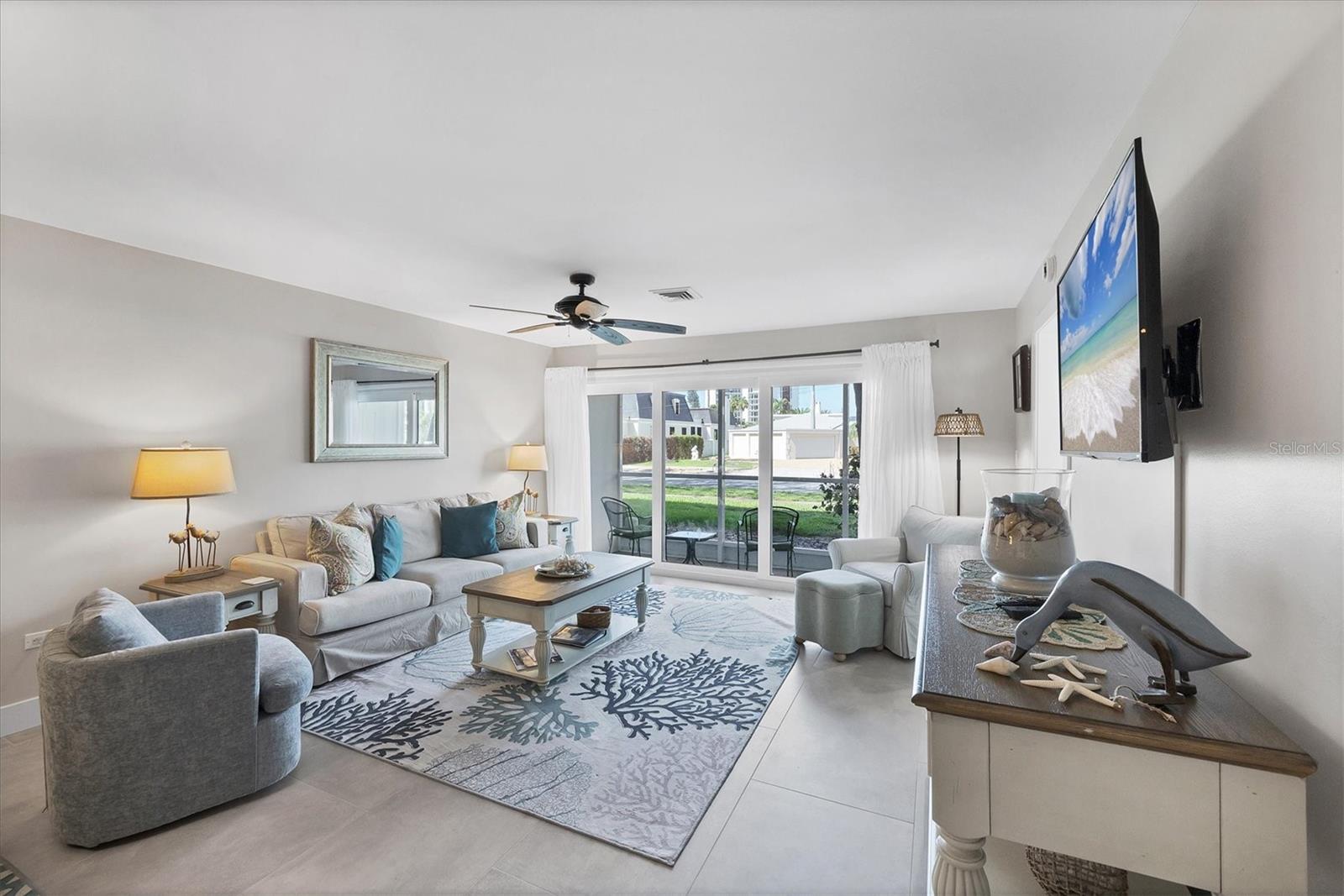 500 S WASHINGTON DR  #14A, SARASOTA, FL, 34236
