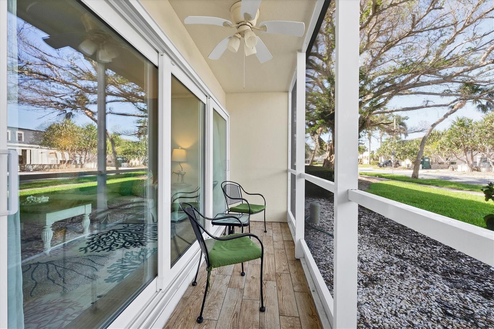 500 S WASHINGTON DR  #14A, SARASOTA, FL, 34236