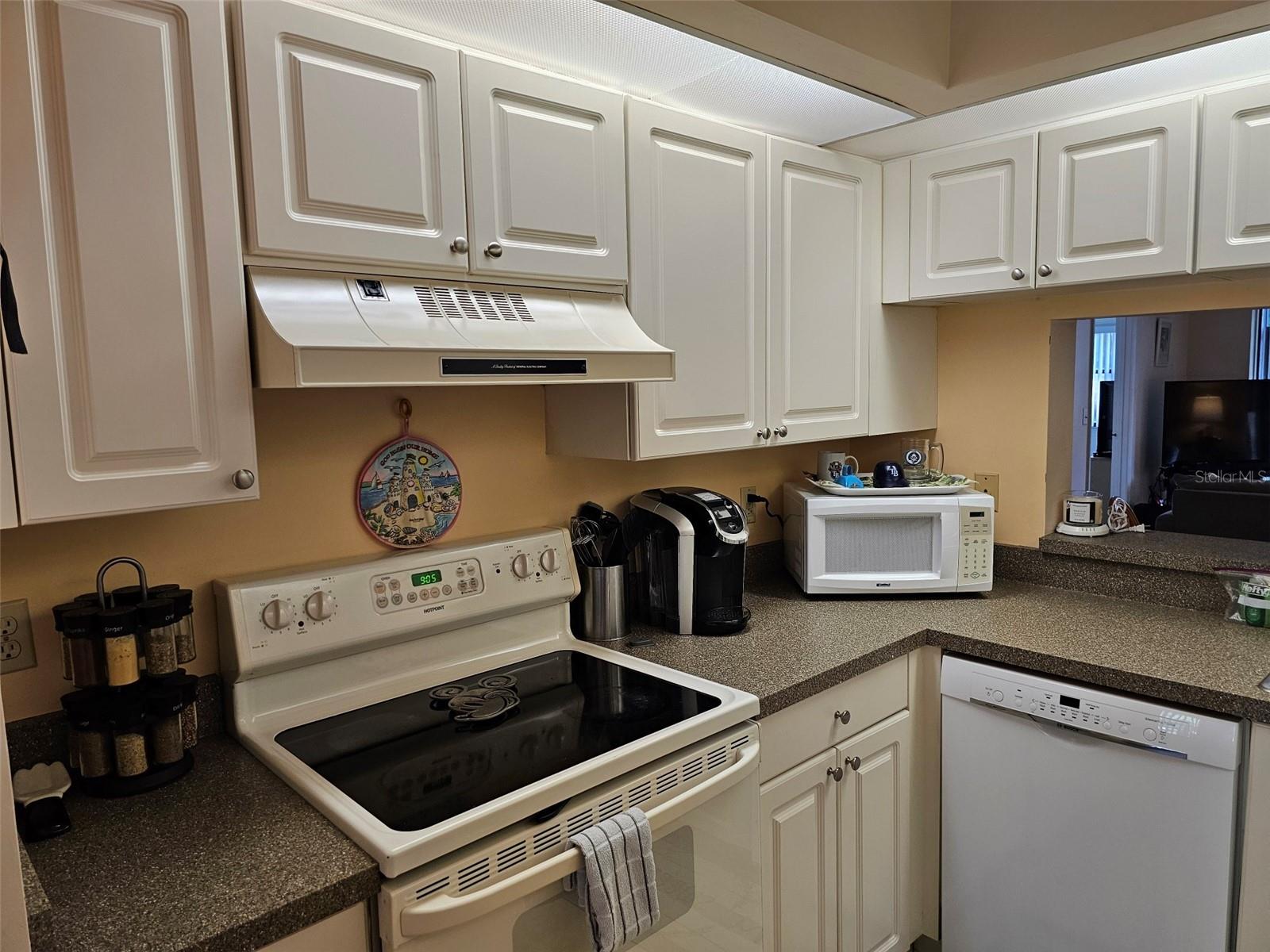4655 W 46TH STREET CT  #103, BRADENTON, FL, 34210