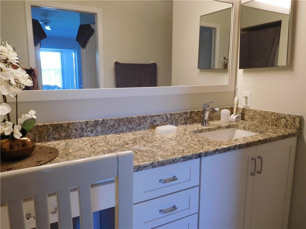 9480  HIGH GATE DR  #2125, SARASOTA, FL, 34238
