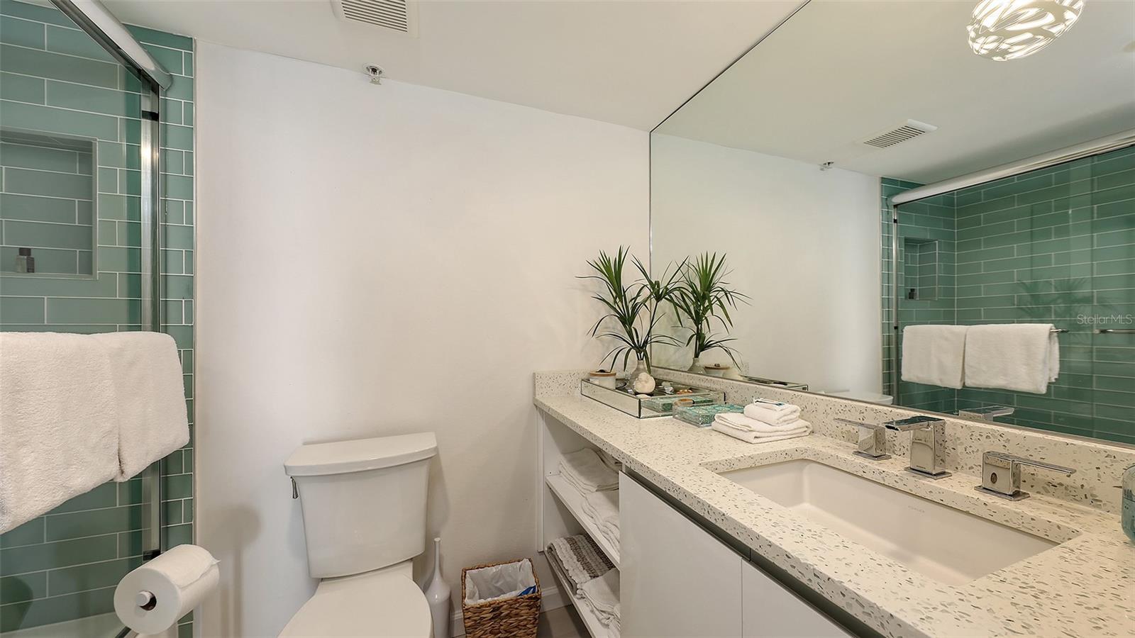 11 SUNSET DR #501, SARASOTA, FL, 34236