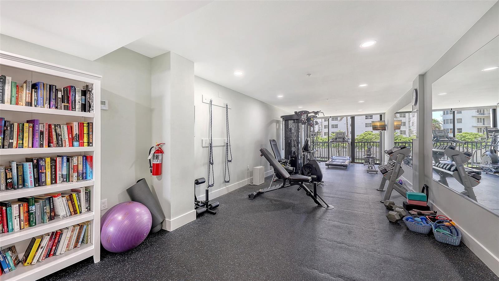 11 SUNSET DR #501, SARASOTA, FL, 34236