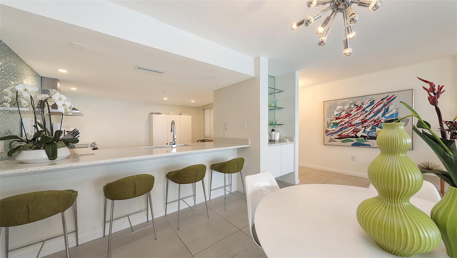 11 SUNSET DR #501, SARASOTA, FL, 34236