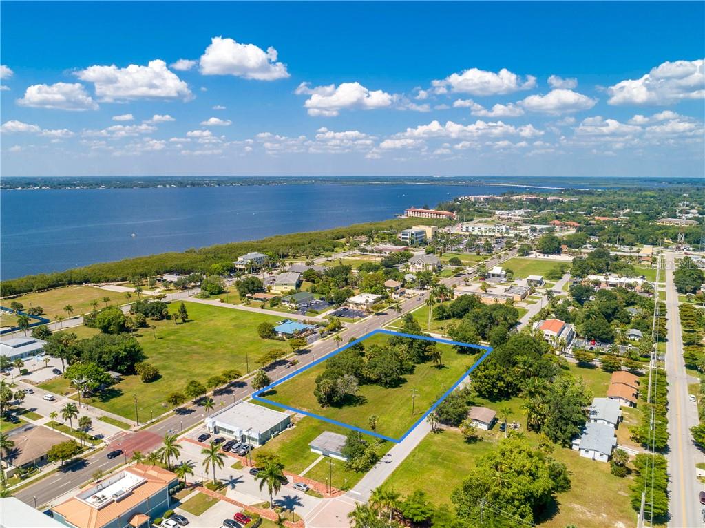 427,407, 417, 425 E OLYMPIA AVE, PUNTA GORDA, FL, 33950