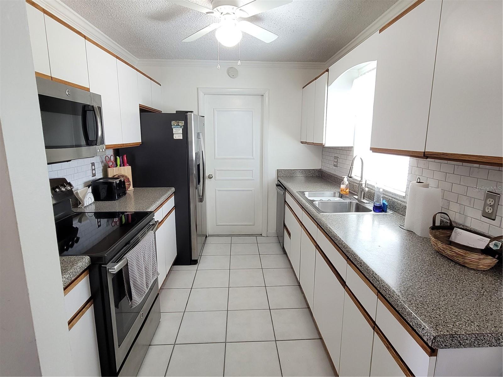 6204 CORALBERRY TER, PORT CHARLOTTE, FL, 33981