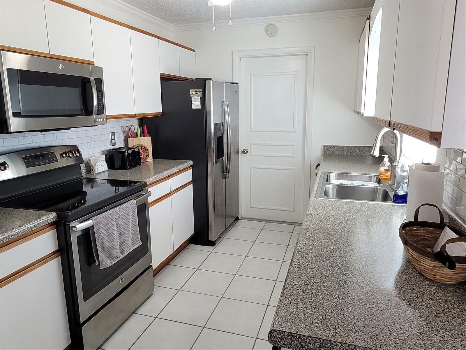 6204 CORALBERRY TER, PORT CHARLOTTE, FL, 33981