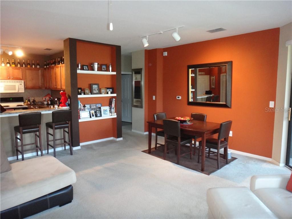 8325 38TH STREET CIR E #102, SARASOTA, FL, 34243