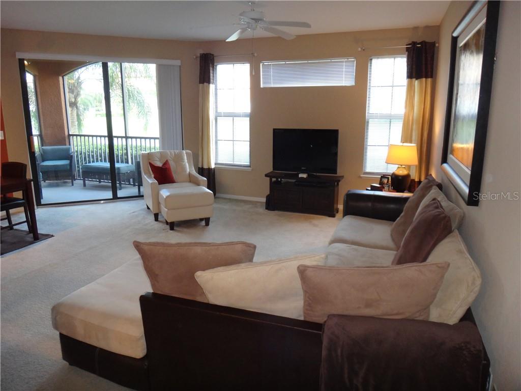 8325 38TH STREET CIR E #102, SARASOTA, FL, 34243
