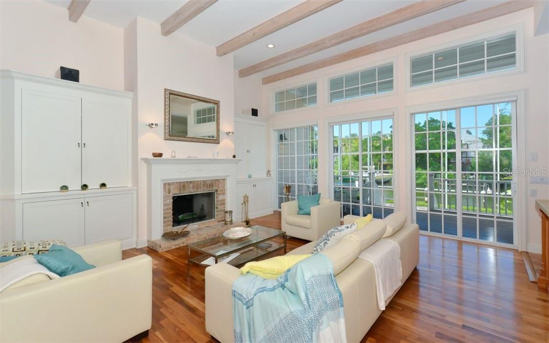 5024 COMMONWEALTH DR, SARASOTA, FL, 34242