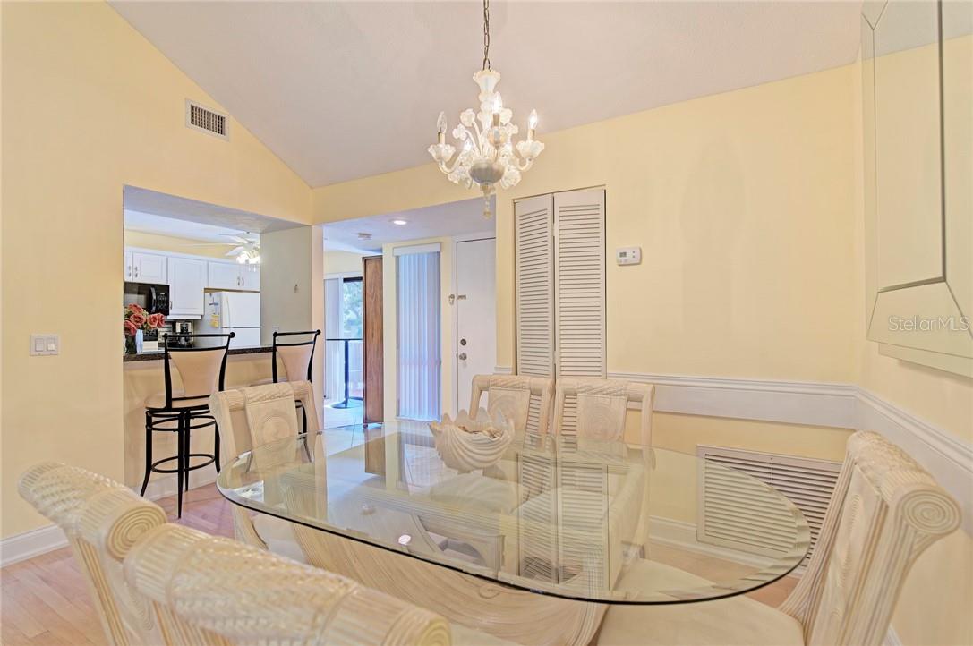 1677 BROOKHOUSE CIRCLE #BR223, SARASOTA, FL, 34231