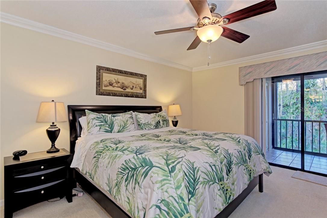 1677 BROOKHOUSE CIRCLE #BR223, SARASOTA, FL, 34231