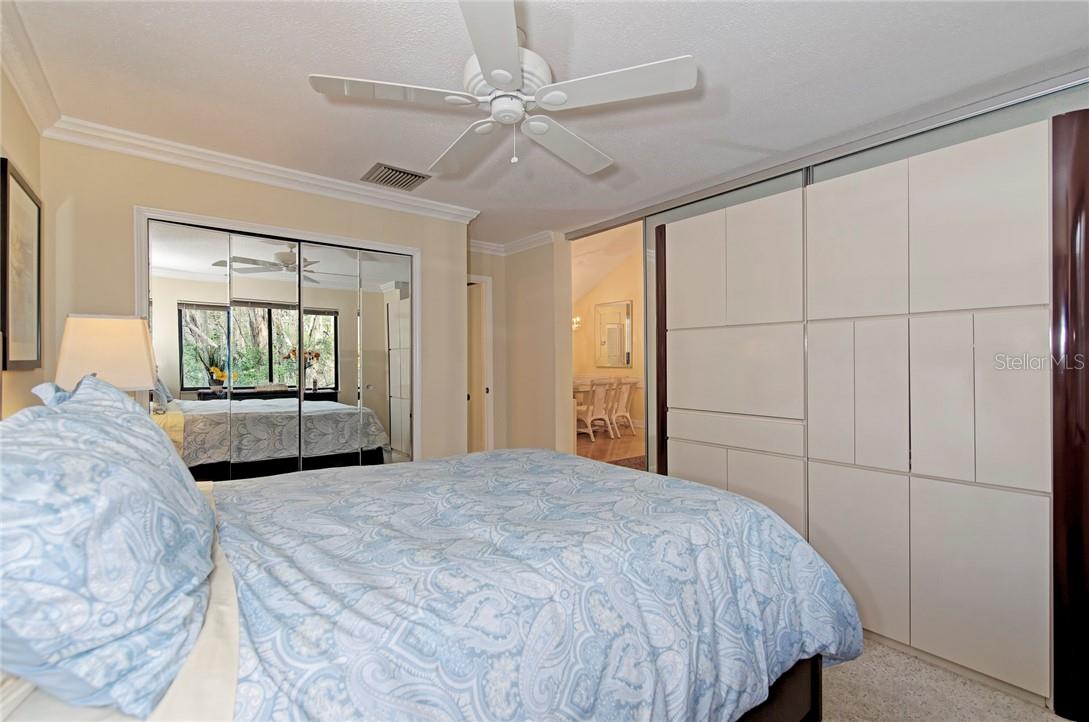 1677 BROOKHOUSE CIRCLE #BR223, SARASOTA, FL, 34231