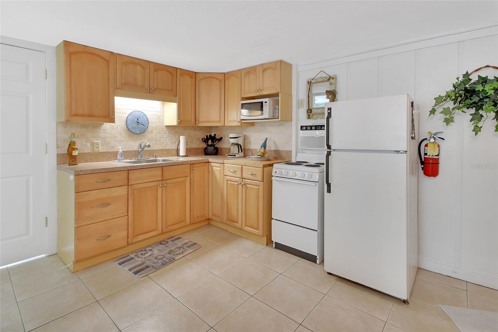 2802 HILL ST, NEW SMYRNA BEACH, FL, 32169