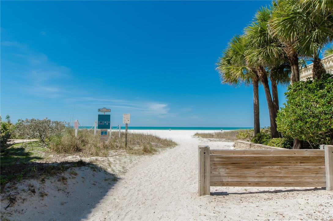 15 SOMERSET ST #402, CLEARWATER BEACH, FL, 33767