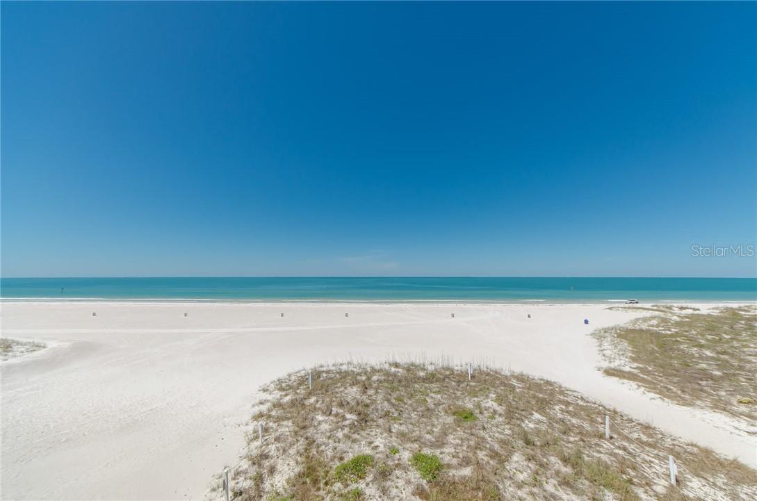 15 SOMERSET ST #402, CLEARWATER BEACH, FL, 33767