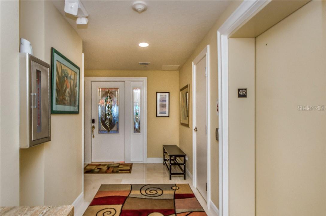 15 SOMERSET ST #402, CLEARWATER BEACH, FL, 33767