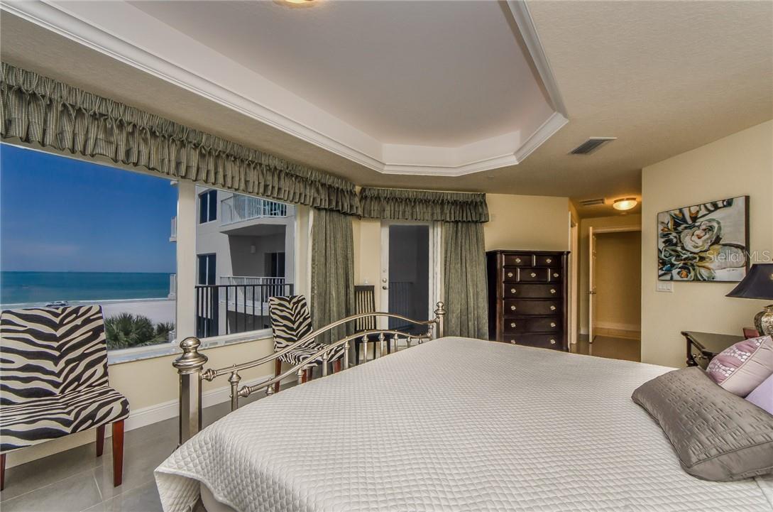 15 SOMERSET ST #402, CLEARWATER BEACH, FL, 33767