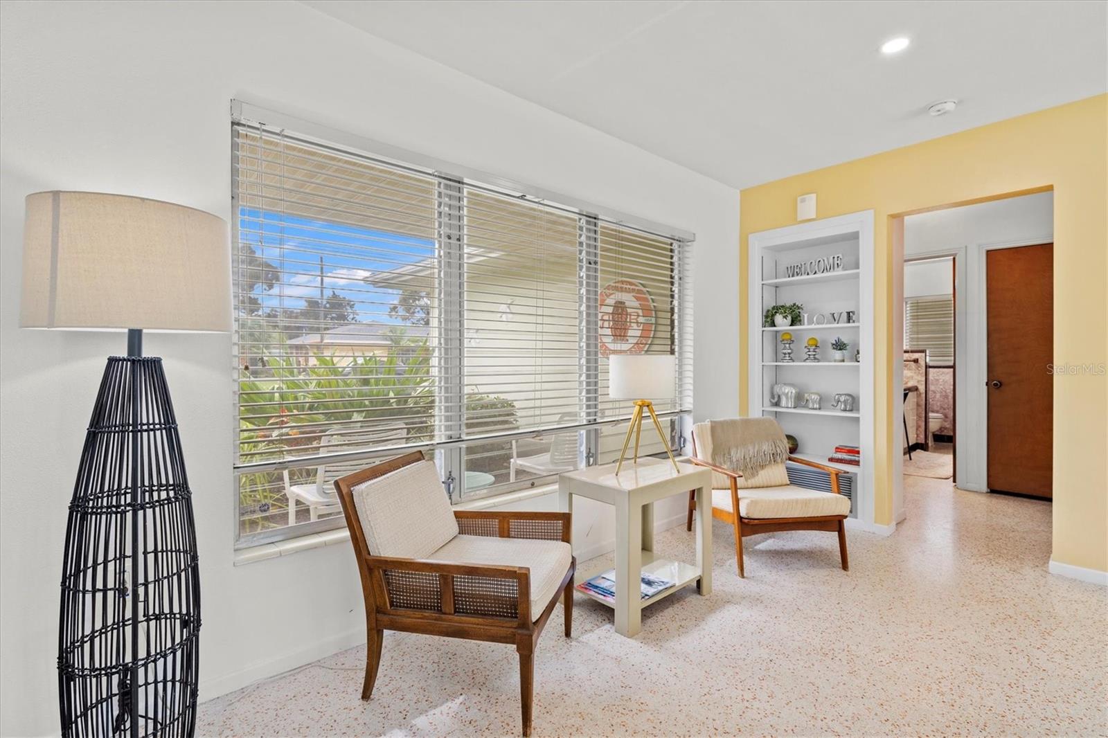 2473 DAVIS BLVD, SARASOTA, FL, 34237