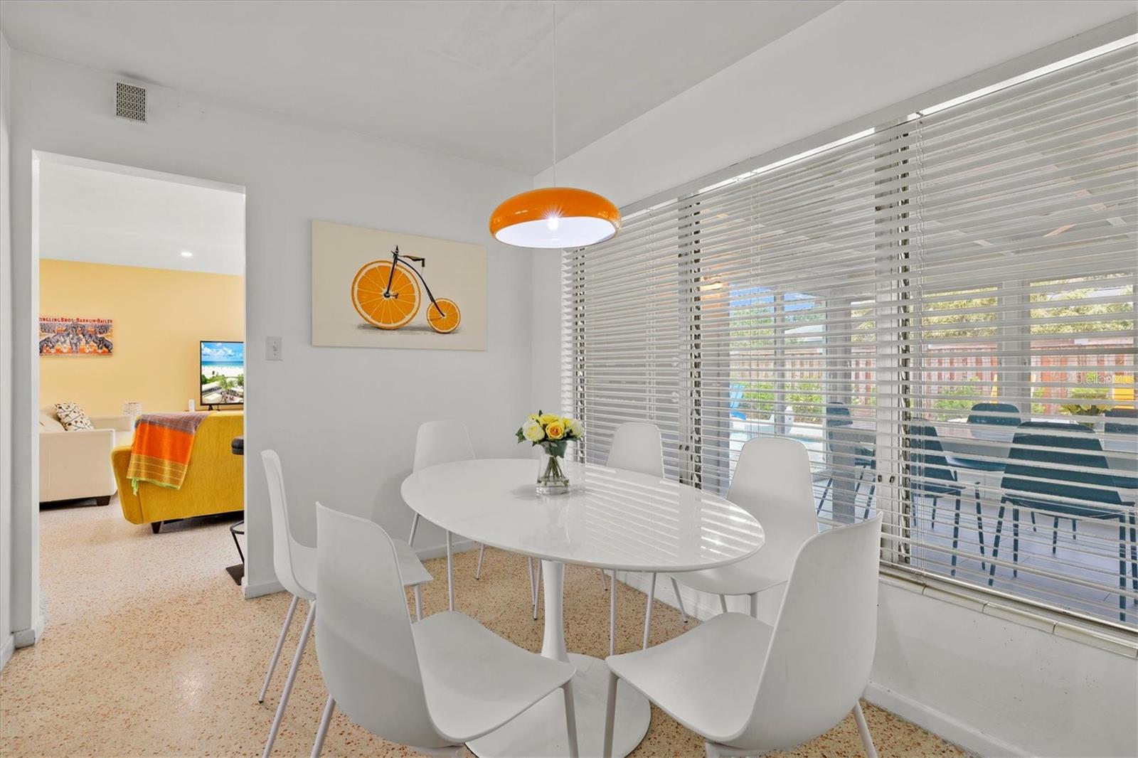 2473 DAVIS BLVD, SARASOTA, FL, 34237