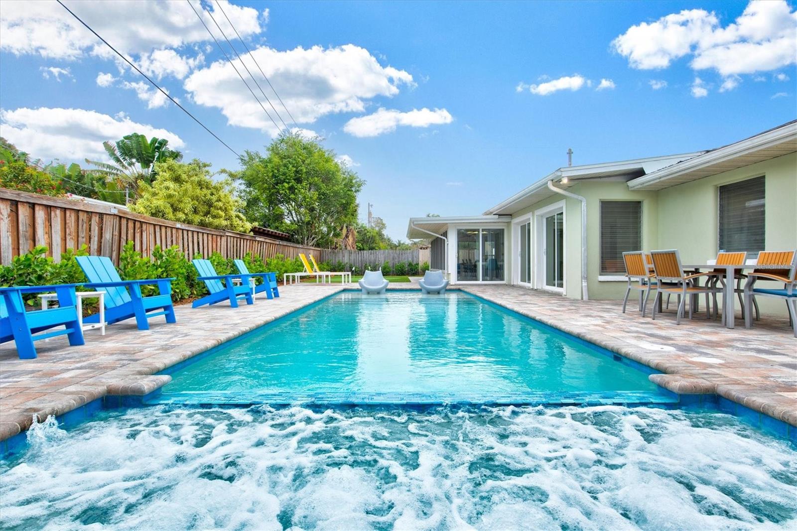2473 DAVIS BLVD, SARASOTA, FL, 34237