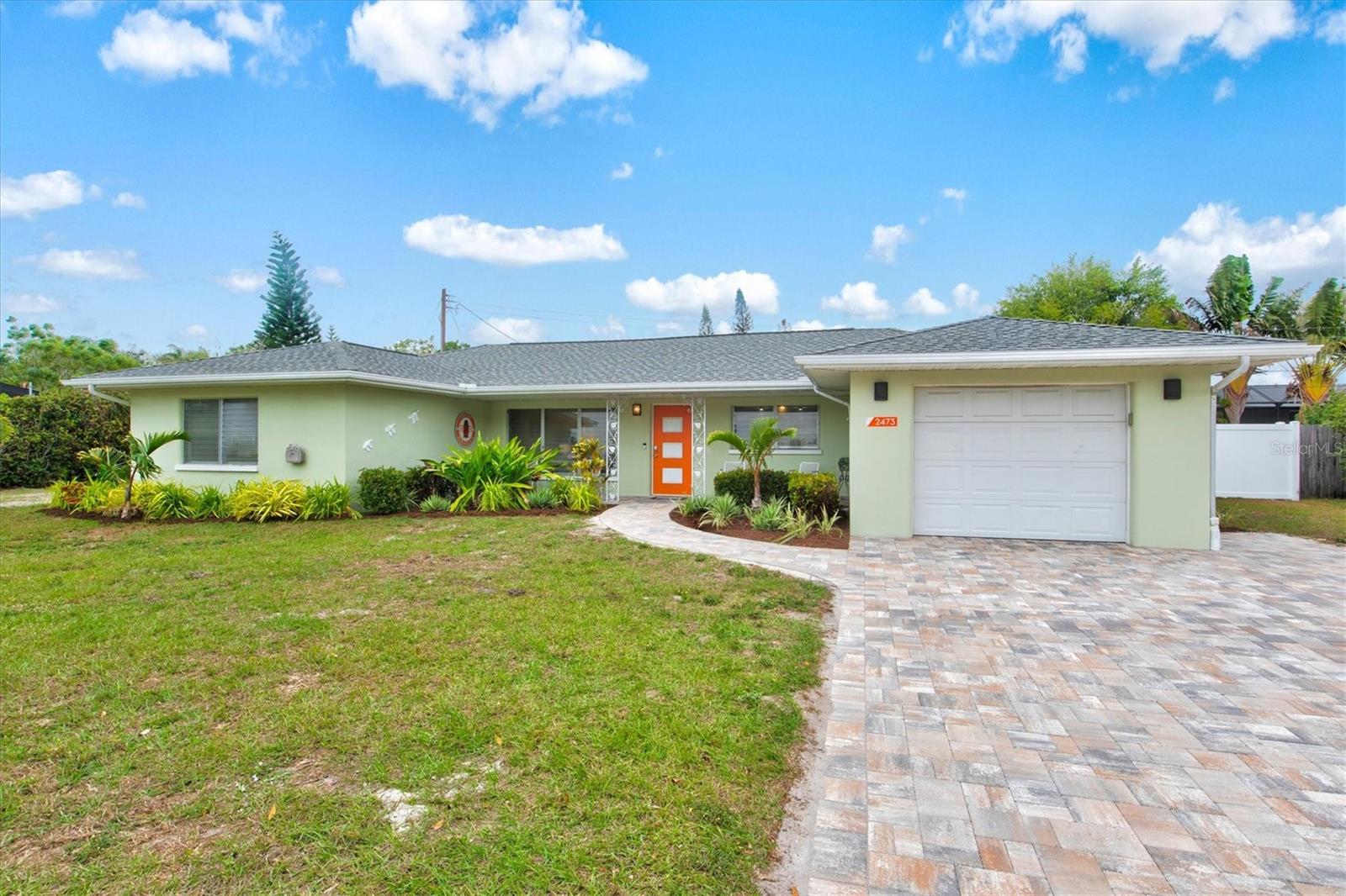 2473 DAVIS BLVD, SARASOTA, FL, 34237