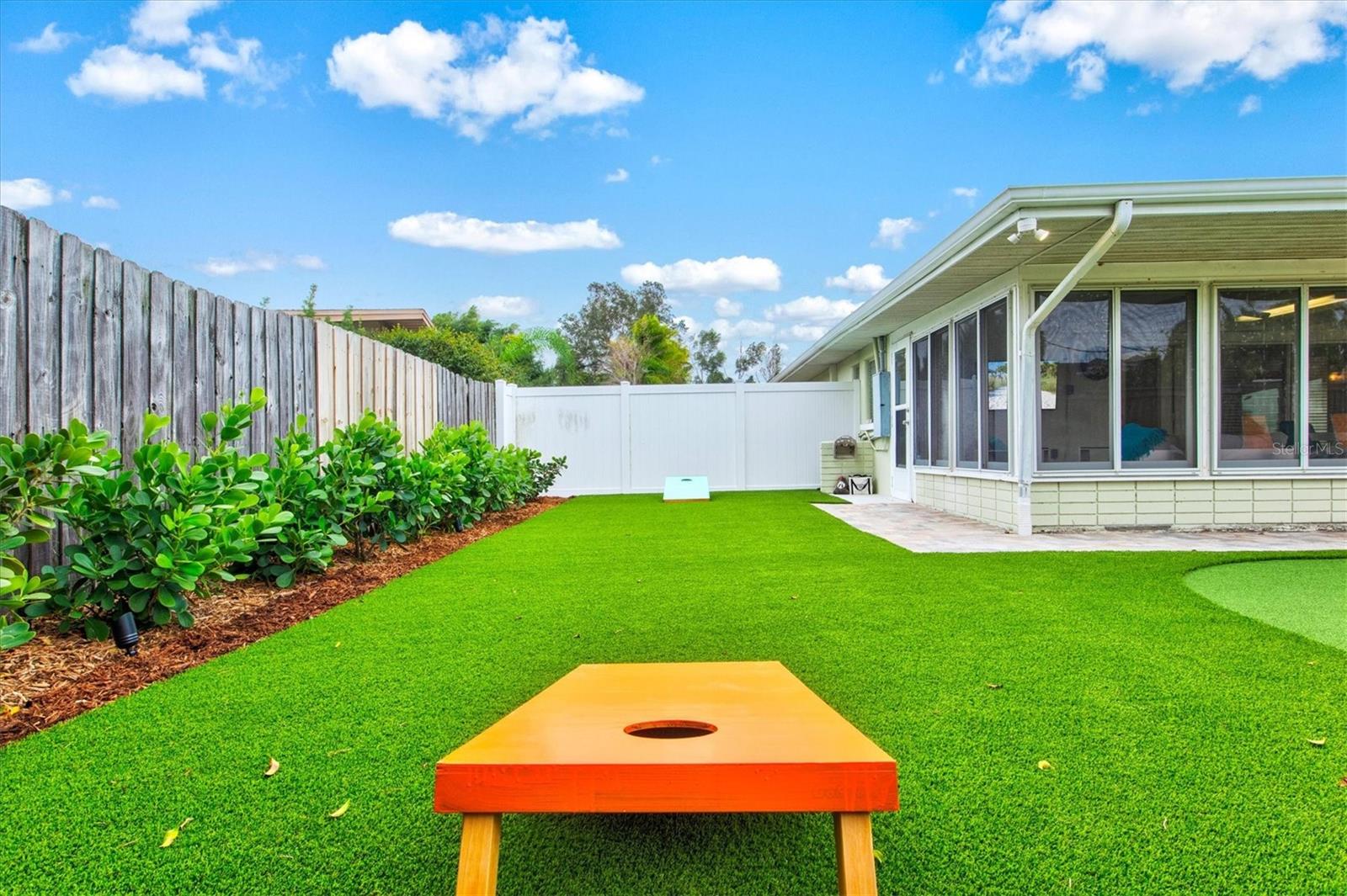 2473 DAVIS BLVD, SARASOTA, FL, 34237
