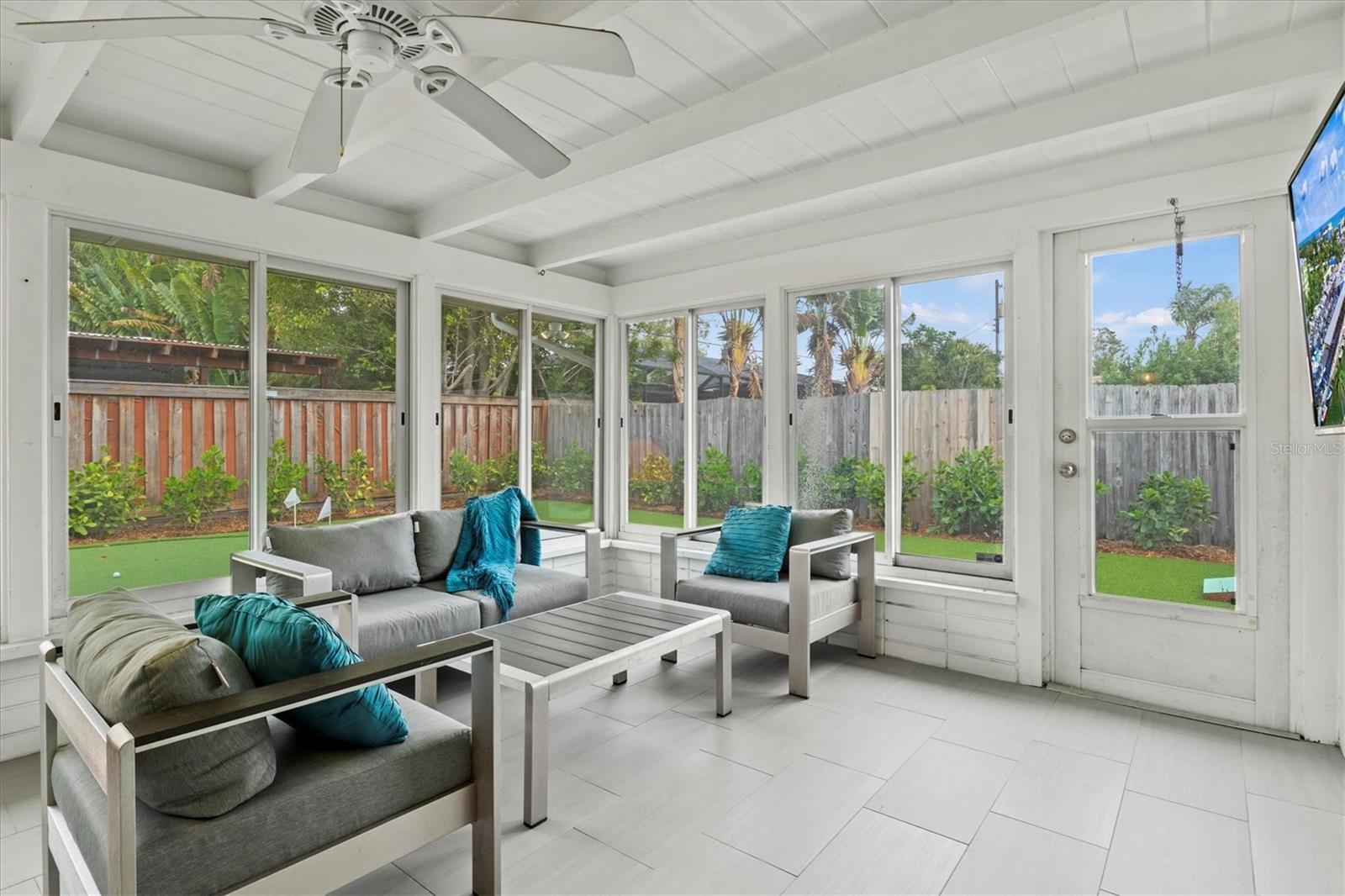 2473 DAVIS BLVD, SARASOTA, FL, 34237