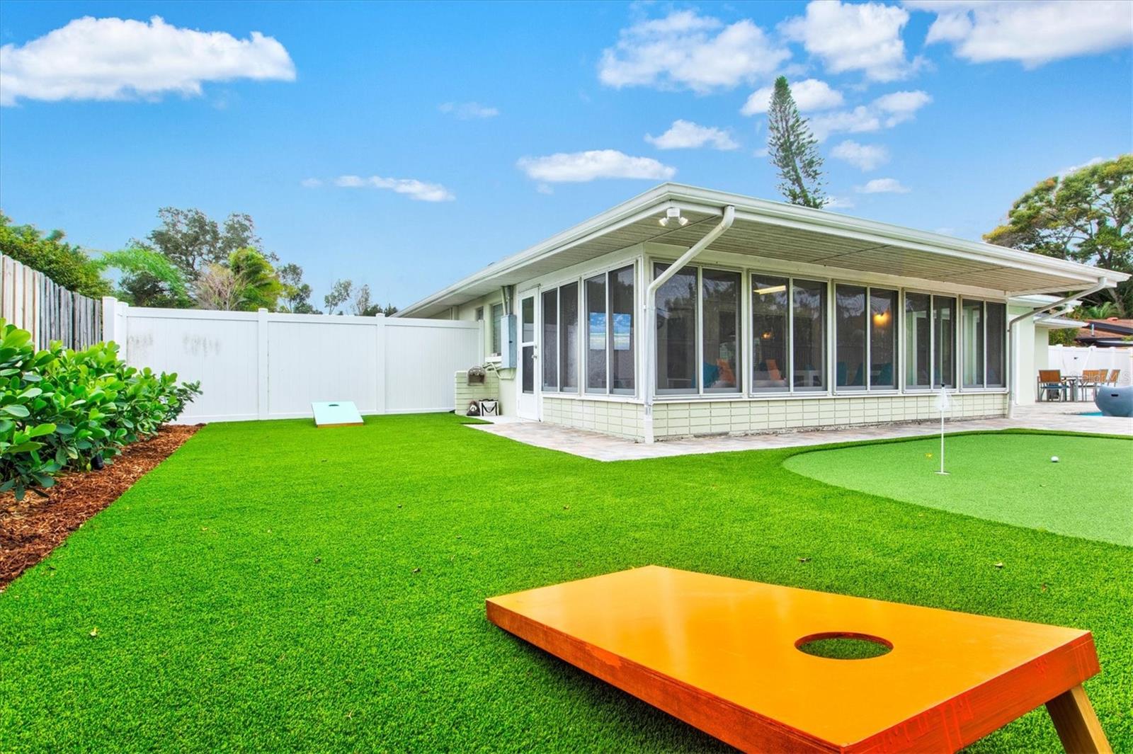 2473 DAVIS BLVD, SARASOTA, FL, 34237