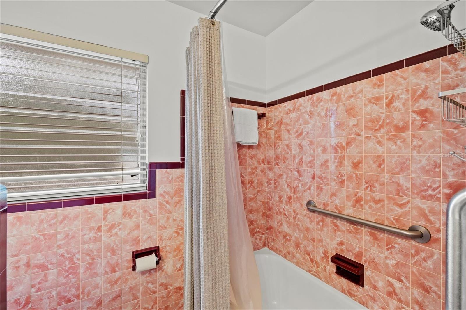 2473 DAVIS BLVD, SARASOTA, FL, 34237