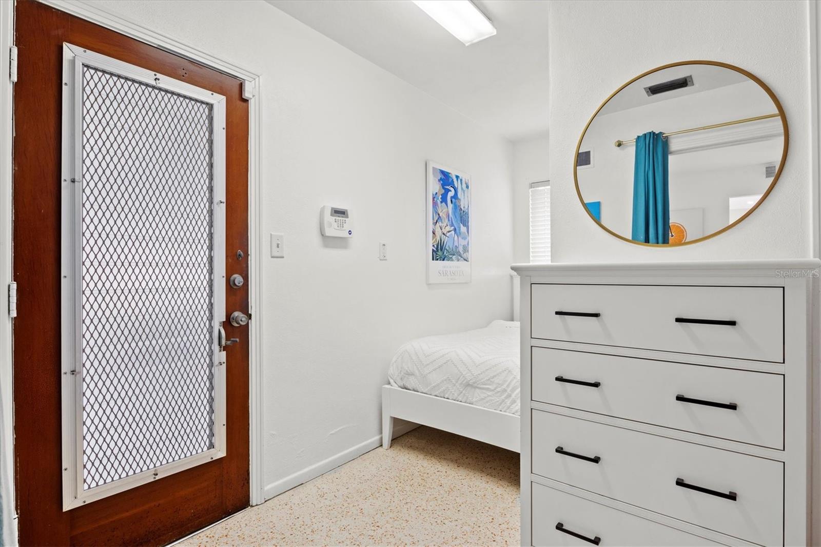 2473 DAVIS BLVD, SARASOTA, FL, 34237