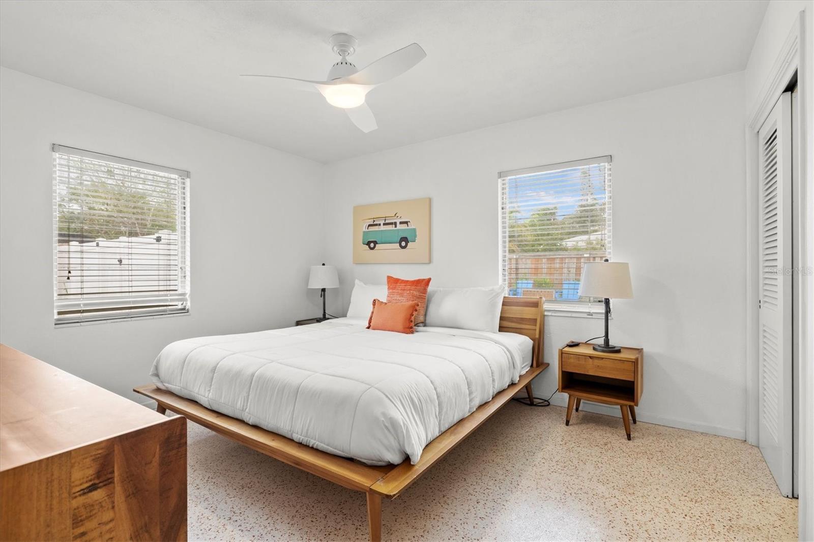 2473 DAVIS BLVD, SARASOTA, FL, 34237