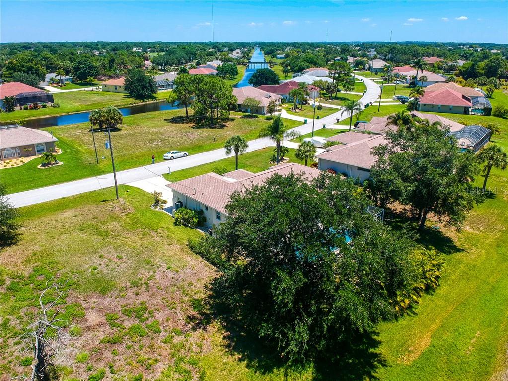 155 LONG MEADOW LN, ROTONDA WEST, FL, 33947