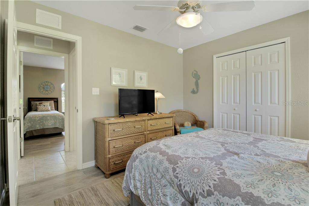 155 LONG MEADOW LN, ROTONDA WEST, FL, 33947