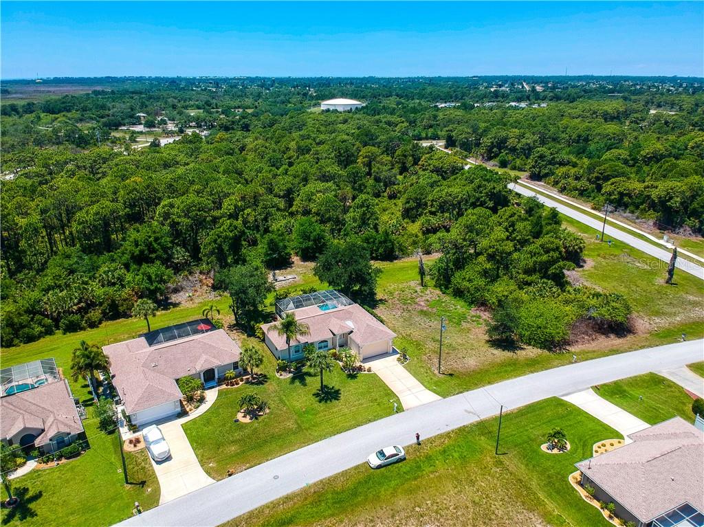 155 LONG MEADOW LN, ROTONDA WEST, FL, 33947