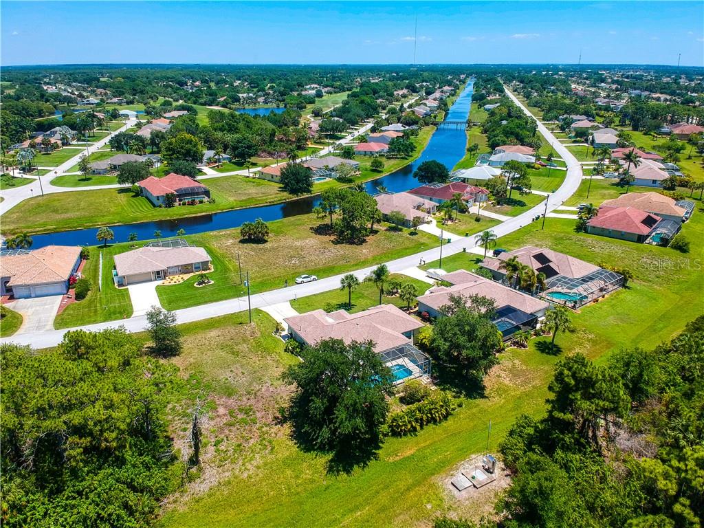155 LONG MEADOW LN, ROTONDA WEST, FL, 33947