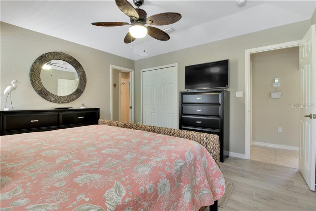 155 LONG MEADOW LN, ROTONDA WEST, FL, 33947