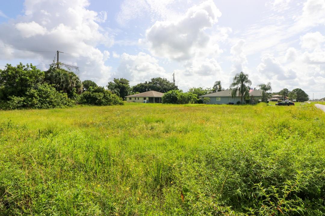 12000 S TAMIAMI LOT 17 &18 TRL #Front, NORTH PORT, FL, 34287