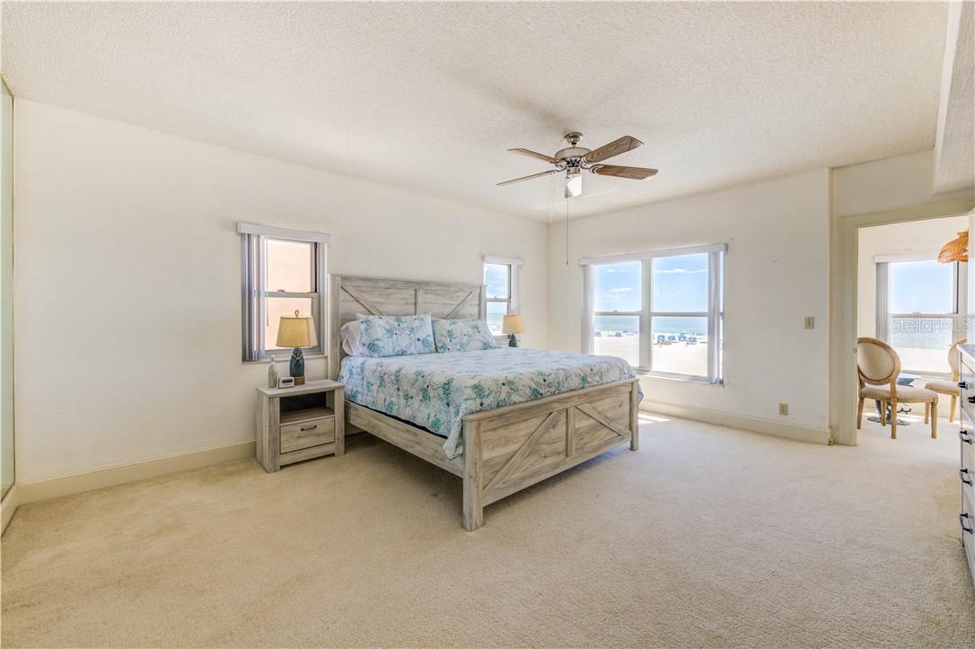 4950 GULF BLVD #304, ST PETE BEACH, FL, 33706