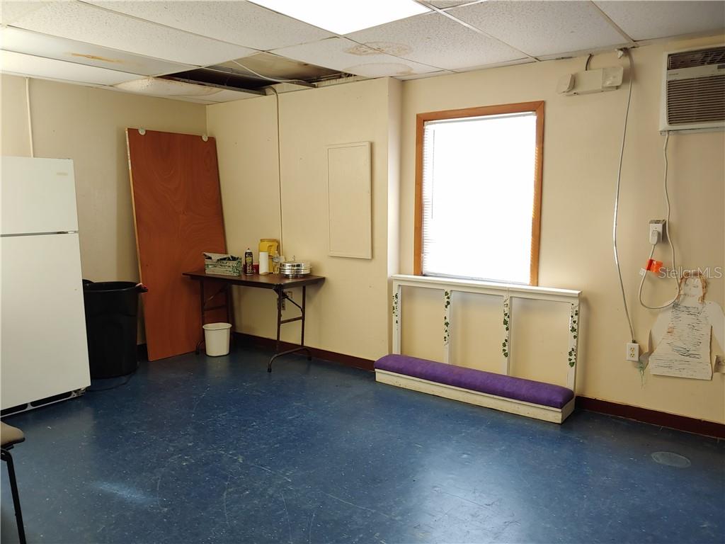 215 N SCENIC HWY, FROSTPROOF, FL, 33843